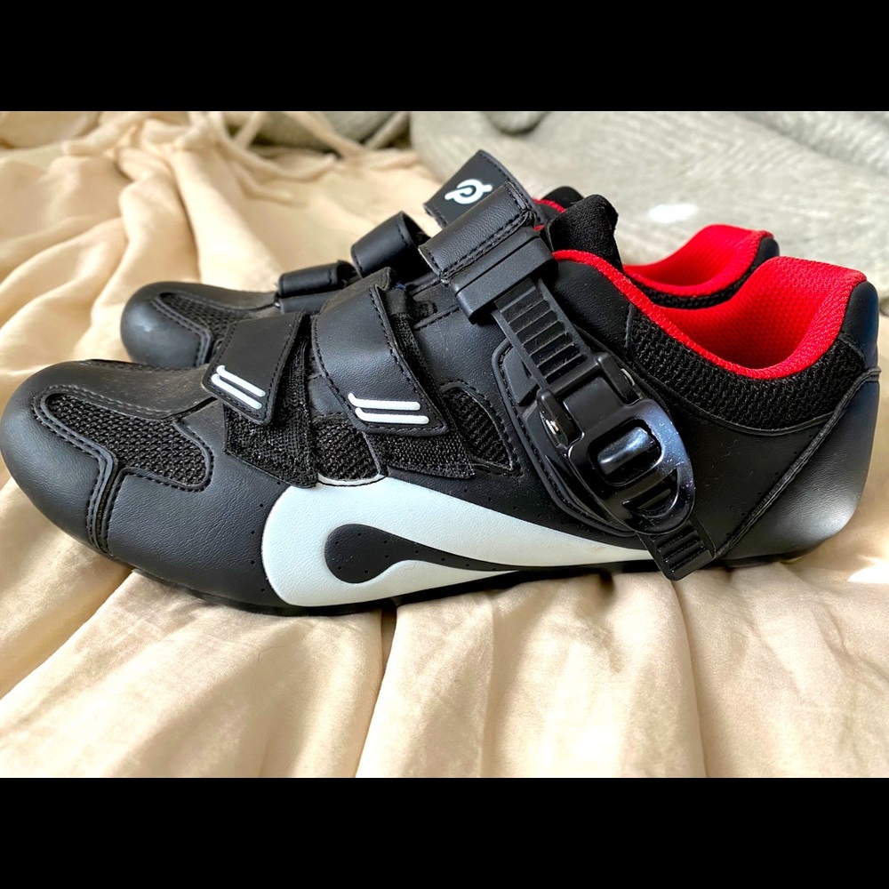 Peloton cycling shoes